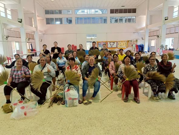 พช.โคกโพธิ์ไชย : จัดอบรมโครงการส่งเสริมและพัฒนาอาชีพตามแนวทางสัมมาชีพชุมชน กิจกรรมสร้างชุมชนครัวเรือนที่ได้รับผลกระทบด้านอาชีพและรายได้ที่มีศักยภาพและสามารถพัฒนาได้ ประจำปี 2569